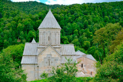 Monumentos y sitios de interés en Tavush