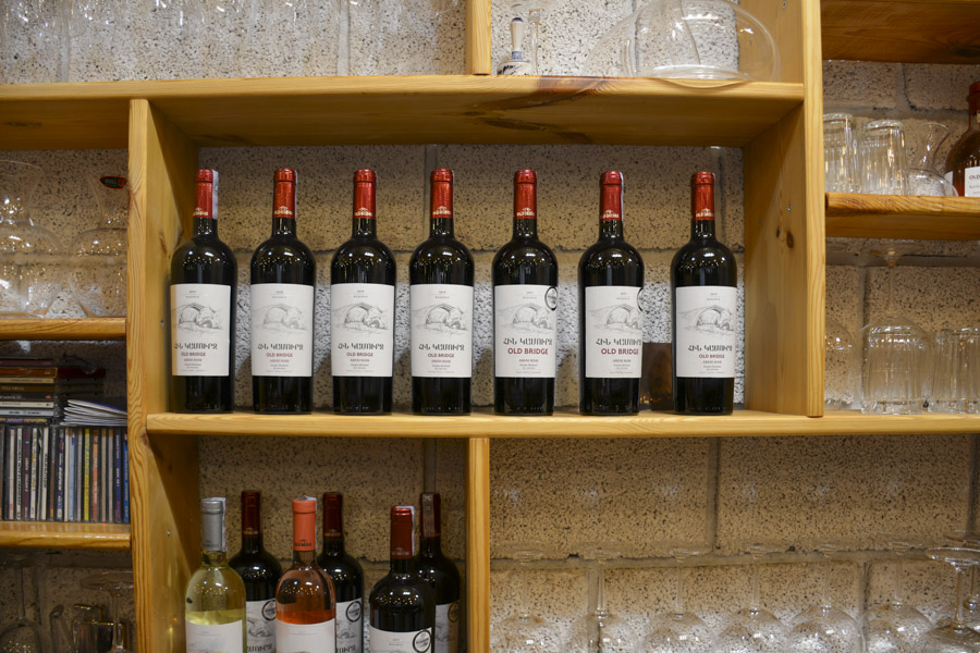 Old Bridge Winery Hotel