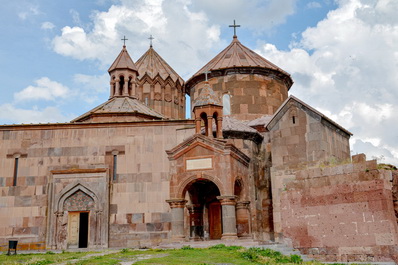 Монастырский комплекс Аричаванк