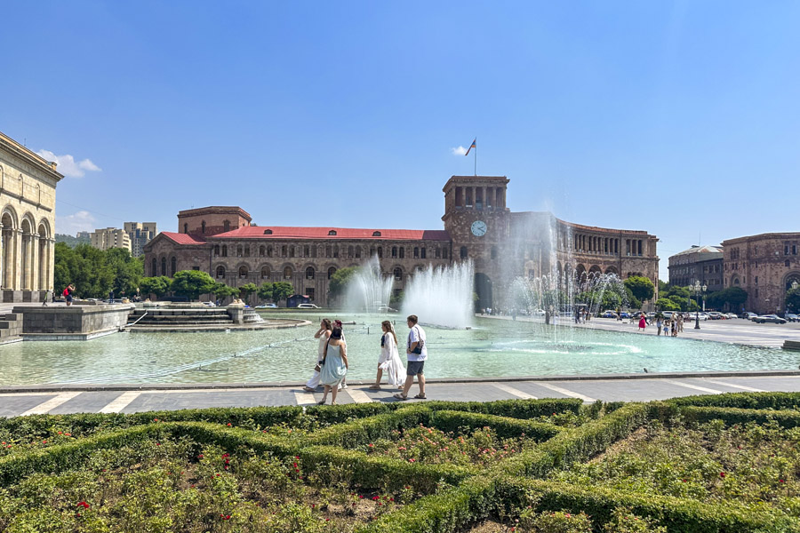 Piazza della Repubblica, Yerevan Piazza della Repubblica, Yerevan