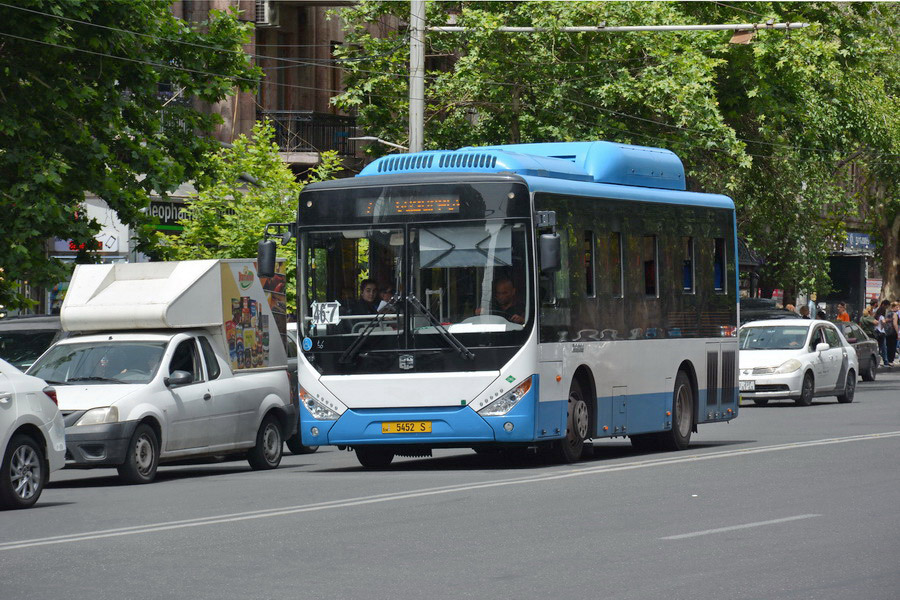 Transporte público en Ereván