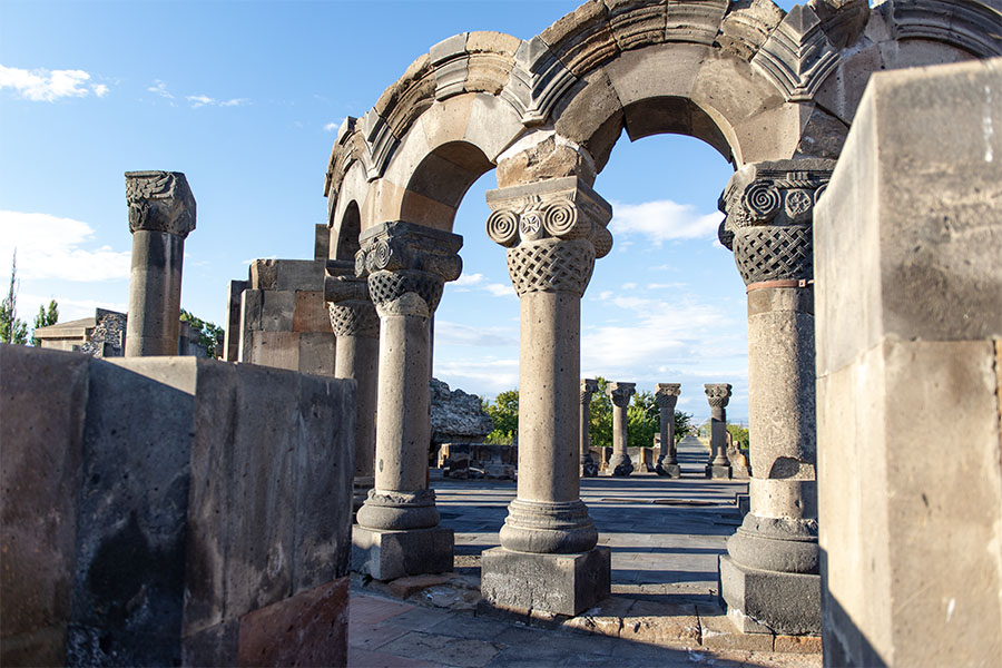 Zvartnots Tours, Armenia