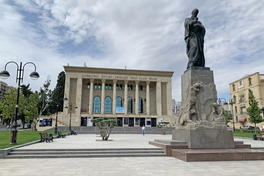 Азербайджанский драматический театр, Баку