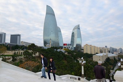 Guía de Escala en Bakú