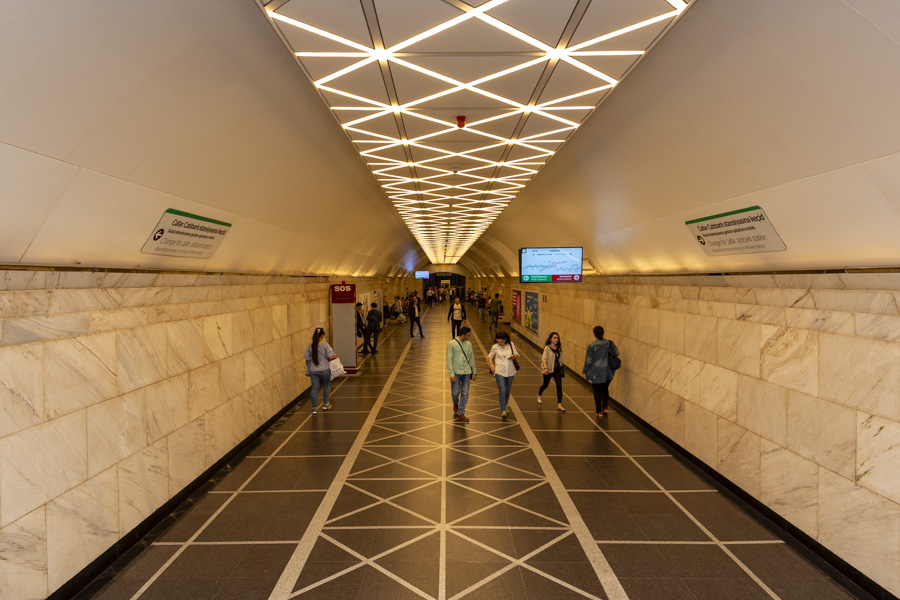 Metro de Bakú
