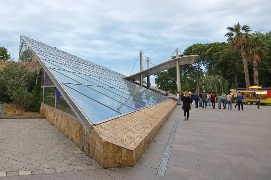 Metro de Bakú