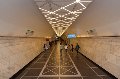 Metro de Bakú, Azerbaiyán