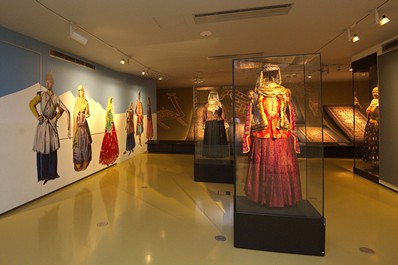 Азербайджанский государственный музей ковра и народно-прикладного искусства, Баку