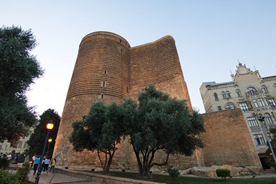 Torre de la Doncella, Bakú