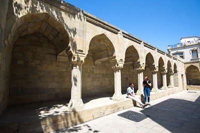 Palacio de los Shirvansháhs, Bakú