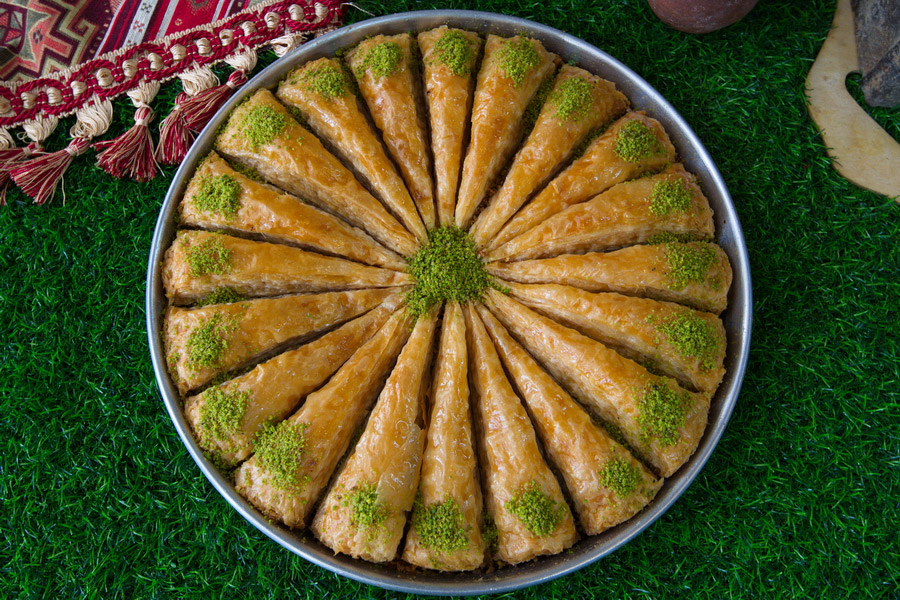 Baklava de Bakú, Comida en Bakú