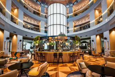 Lobby, Courtyard by Marriott Baku Hotel