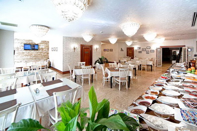 Restaurant, Sapphire Inn Hotel