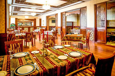 Ресторан Чинара, Гостиница Ramada Plaza by Wyndham Gence