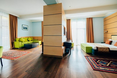 Suite with balcony