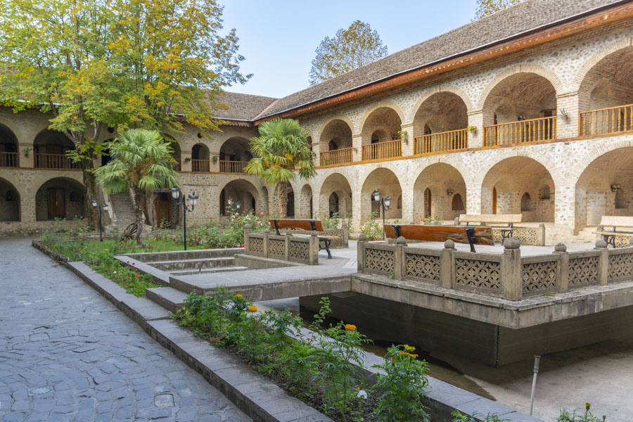 Гостиница Шеки Каравансарай