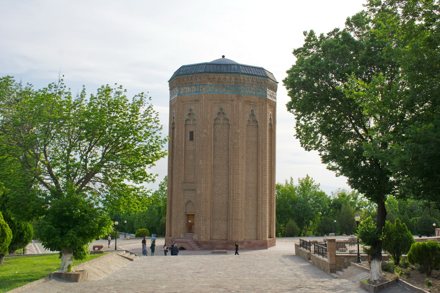 Mausoleum of Momine-Khatun, Nakhichevan