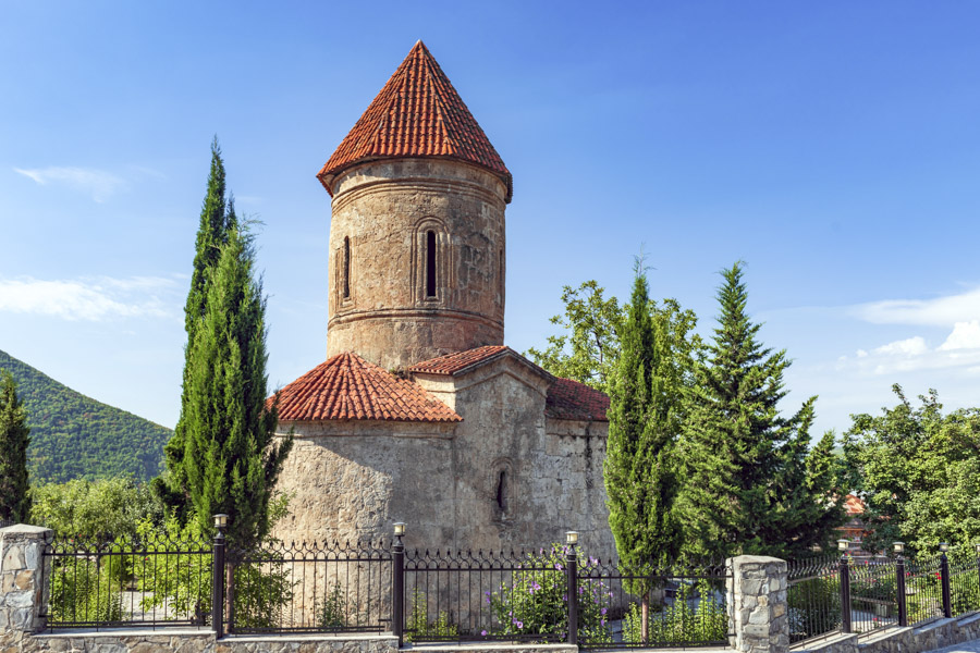Iglesia de Kish, cerca de Sheki, Azerbaiyán Iglesia de Kish, cerca de Sheki, Azerbaiyán