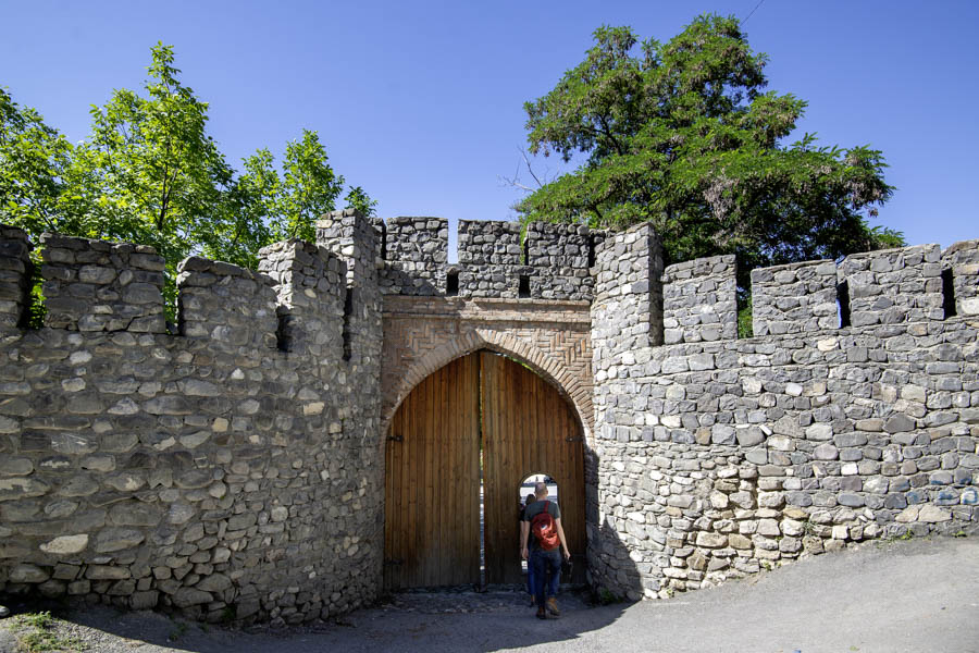 Fortaleza de Sheki, Azerbaiyán Fortaleza de Sheki, Azerbaiyán