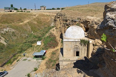 Diri-Baba Mausoleum-Mosque of the 15th Century, Shamakhi