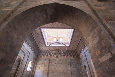 Dzhuma Mosque, Shamakhi
