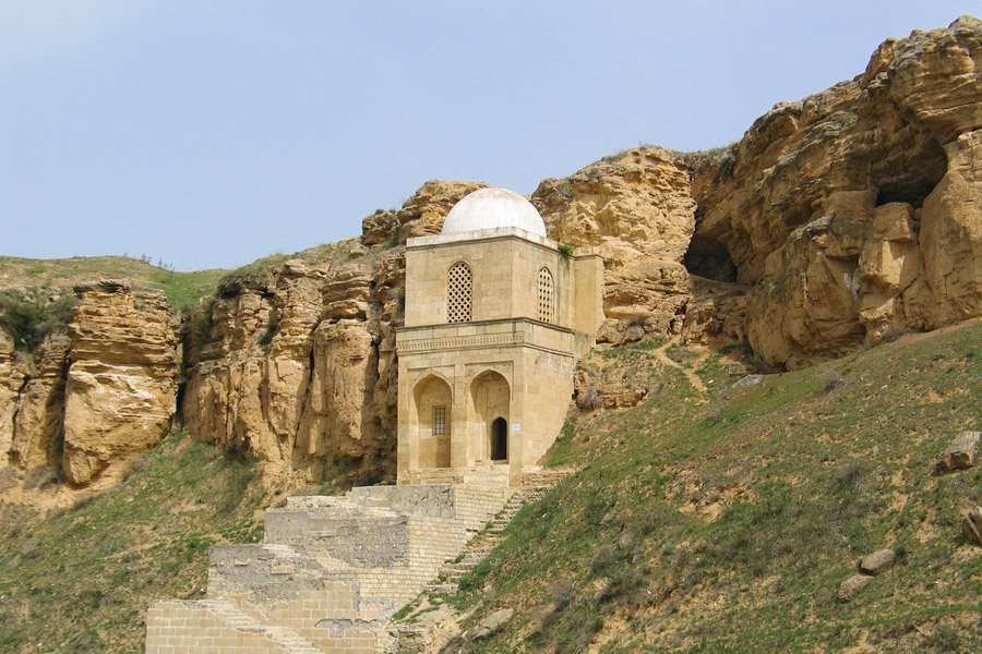 Mausoleo-mezquita Diri-Baba, cerca de Shamakhi