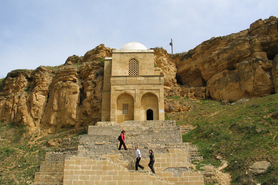 Mausoleo-mezquita de Diri-Baba