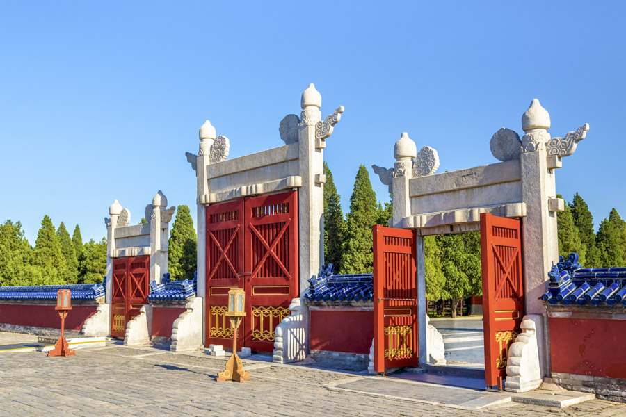 Wooden Gate to Circular Mound Altar, Temple of Heaven, Beijing Wooden Gate to Circular Mound Altar, Temple of Heaven, Beijing