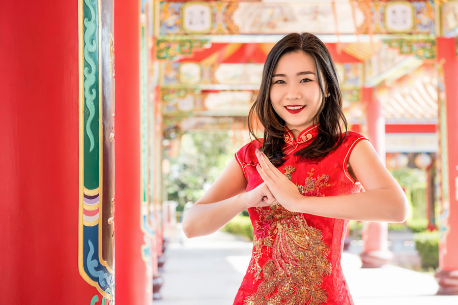 Etiquette in China: Fist-and-palm gesture Etiquette in China