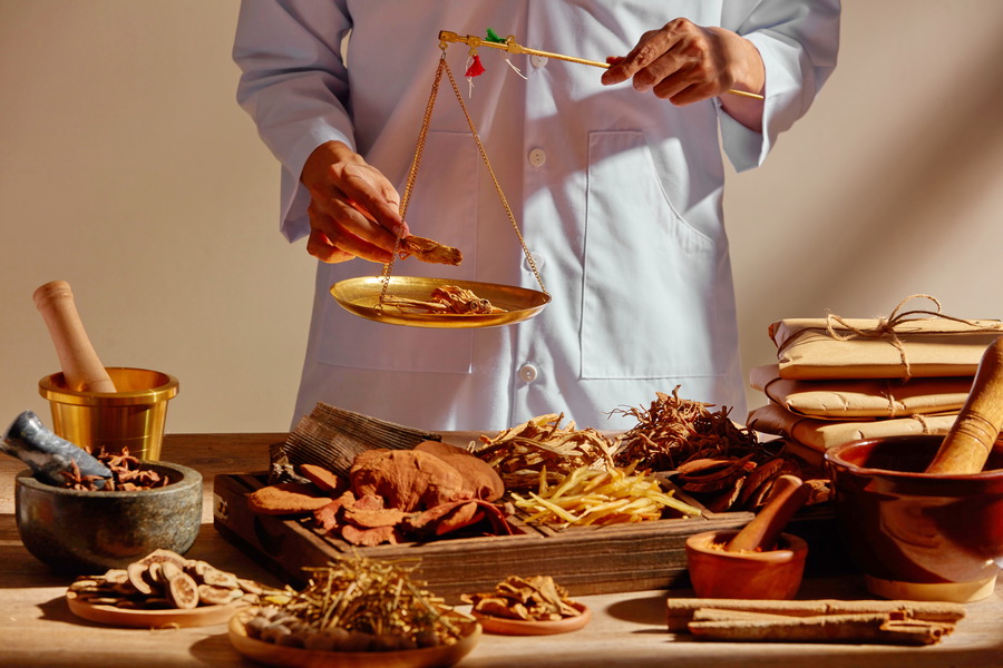 Traditional Chinese Medicine: Selecting Herbs