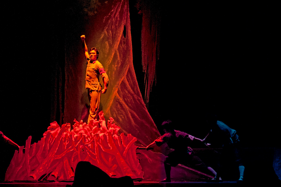 Ballet The Red Detachment of Women, Hongse Niangzijun Ballet The Red Detachment of Women, Hongse Niangzijun