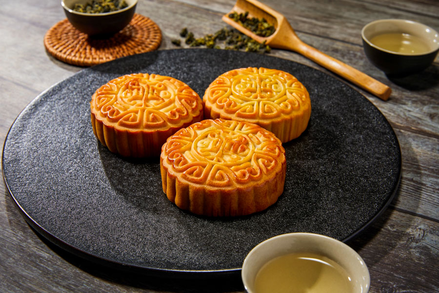 Etiquette in China: Mid-Autumn Festival