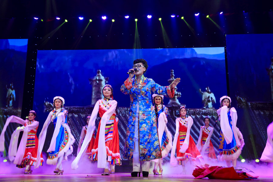 Chinese Singer, Luannan County