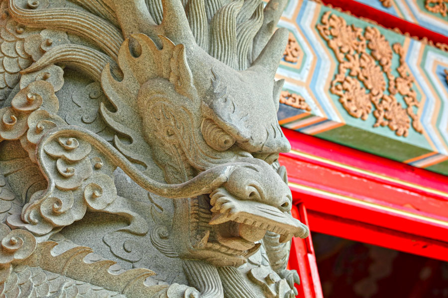 Dragon Statue, Po Lin Monastery, Hong Kong Dragon Statue, Po Lin Monastery, Hong Kong, China