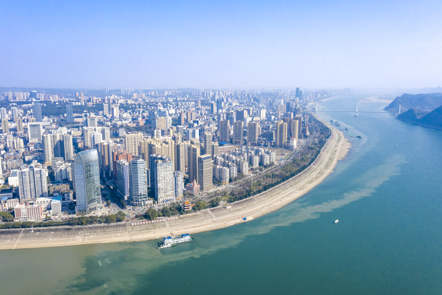 Yichang – China, Travel