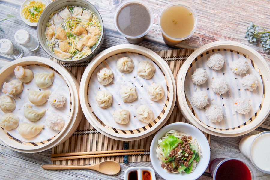 Xiaolongbao, Food in Shanghai