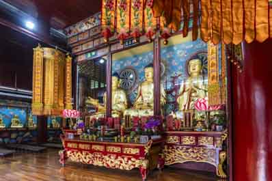 Wannian Temple, Mount Emei