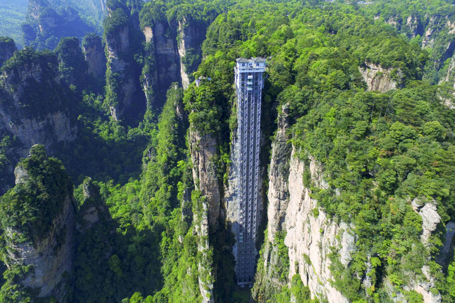 Bailong Elevator, Zhangjiajie