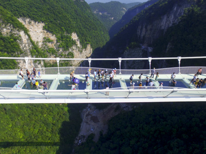 Zhangjiajie and Fenghuang Discovery Tour