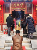 Chinese religious traditions