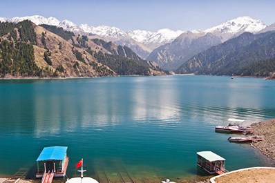 Tianchi Lake in the vicinity of Urumqi