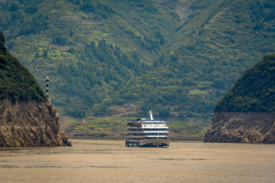 Yichang Yangtze River Cruise Yichang Yangtze River Cruise