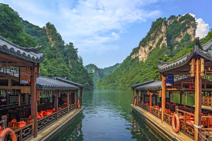 Baofeng Lake in Zhangjiajie