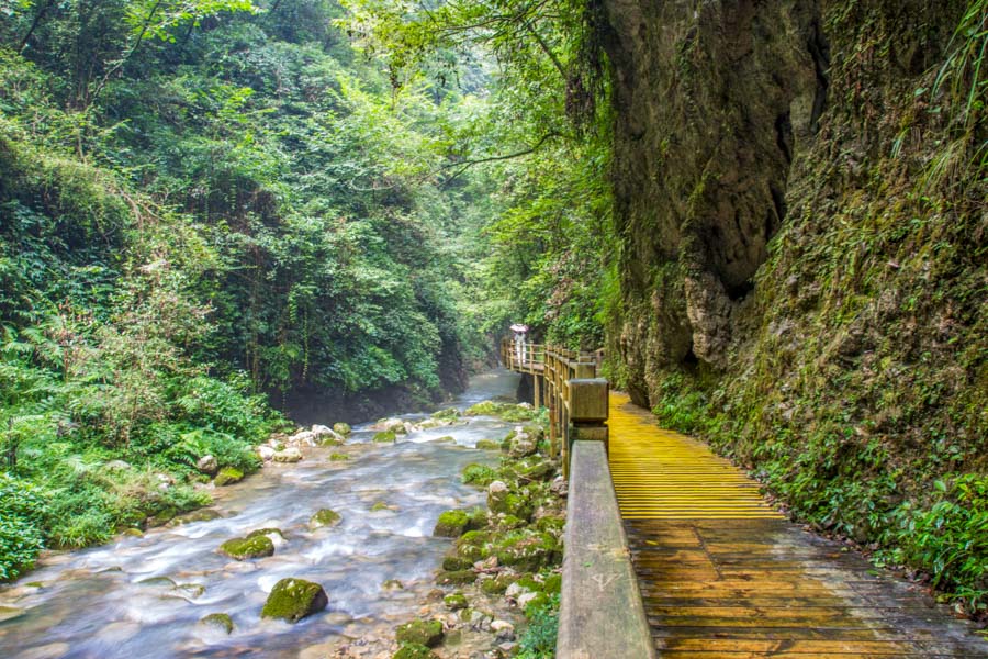 The Golden Whip Stream Trail, Zhangjiajie
