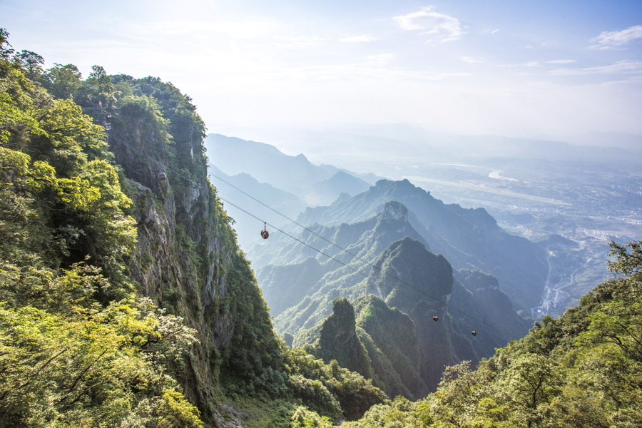 Tianmen Mountain Cable Car Tianmen Mountain Cable Car