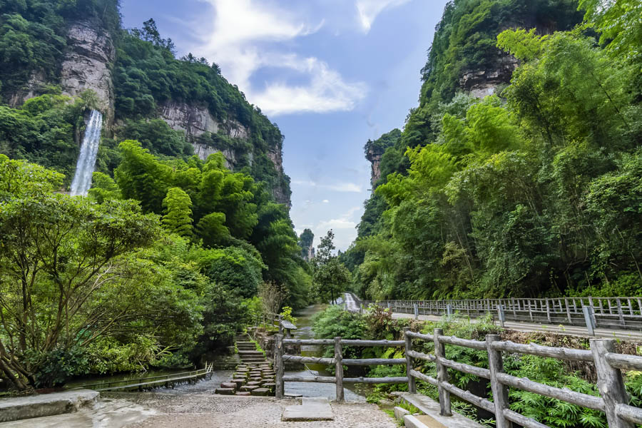 Road to Baofeng Lake, Zhangjiajie, Zhangjiajie Road to Baofeng Lake, Zhangjiajie