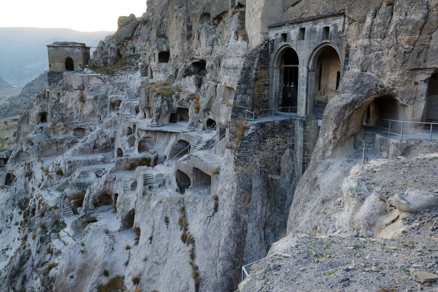 Viajes a Vardzia, Georgia