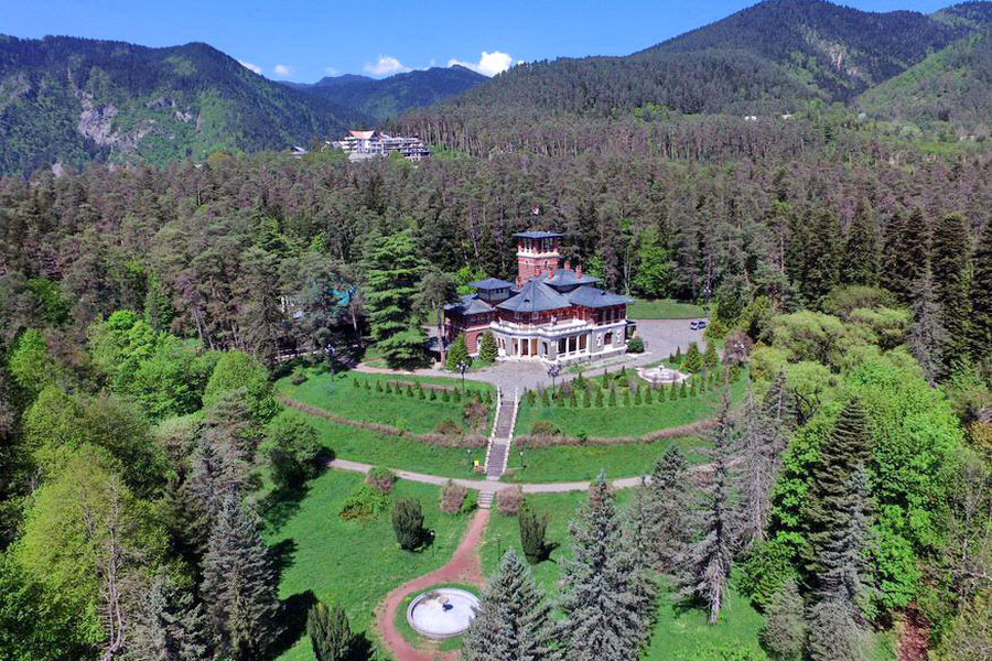 Palacio Romanov en las proximidades de Borjomi