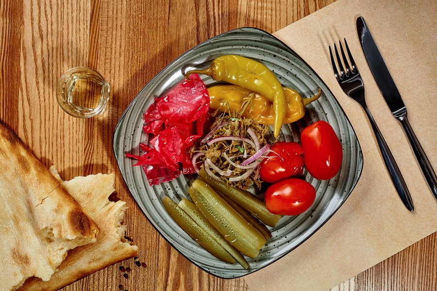 Productos Georgianos al Escabeche, Comida Georgiana