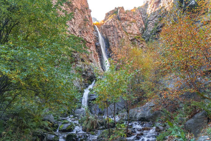 Gveleti Waterfalls Hiking Trails